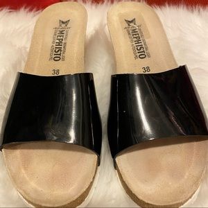 Mephisto patent leather Sandler’s